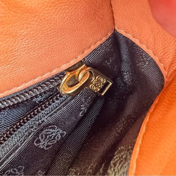 Loewe shiny tote bag suede leather - Picture 10 of 11